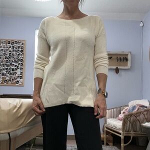 Eileen Fisher super fine merino wool crew neck cream sweater size small like new